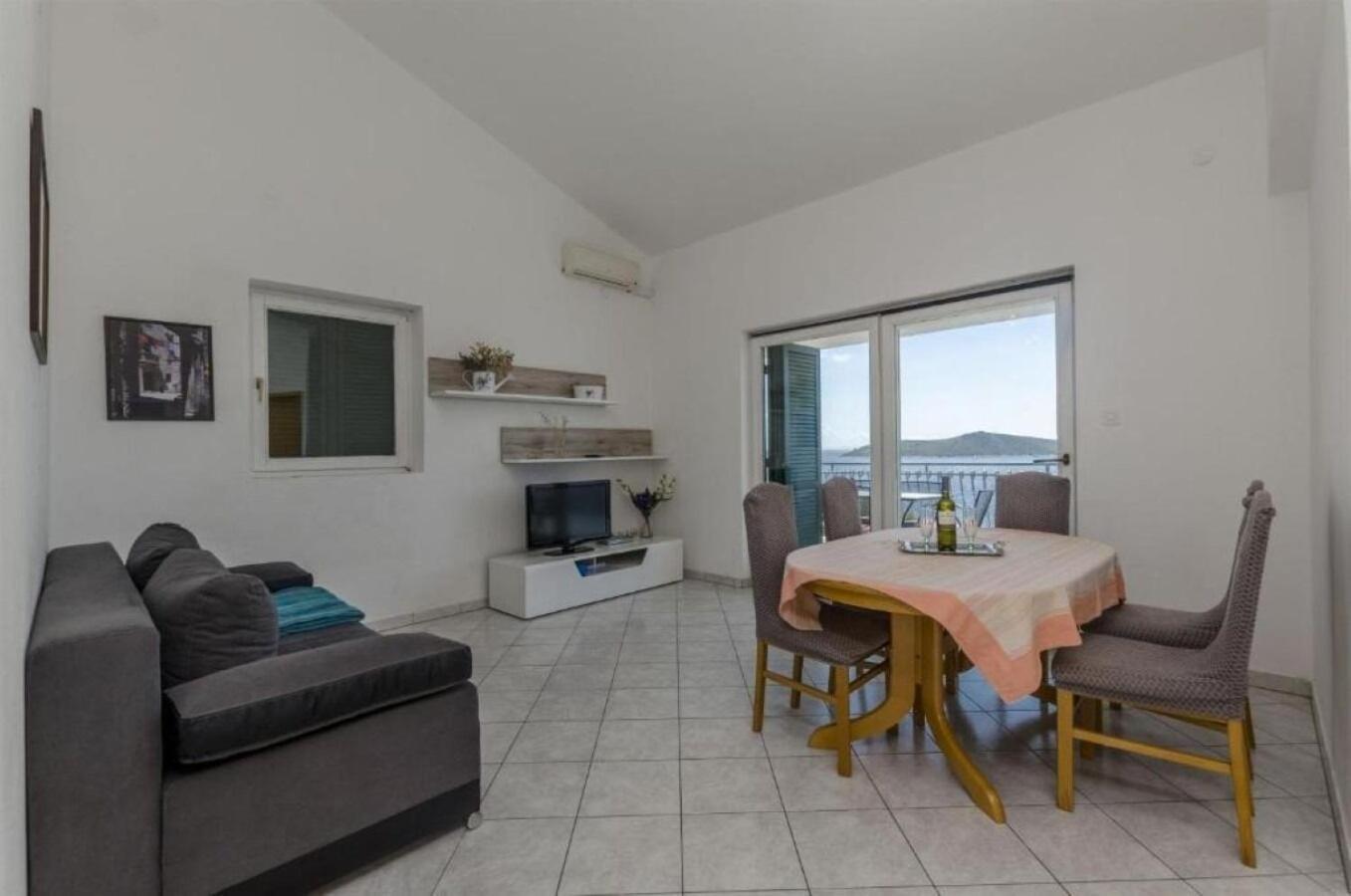 Apartments Mil - 80M From The Sea Sevid Luaran gambar